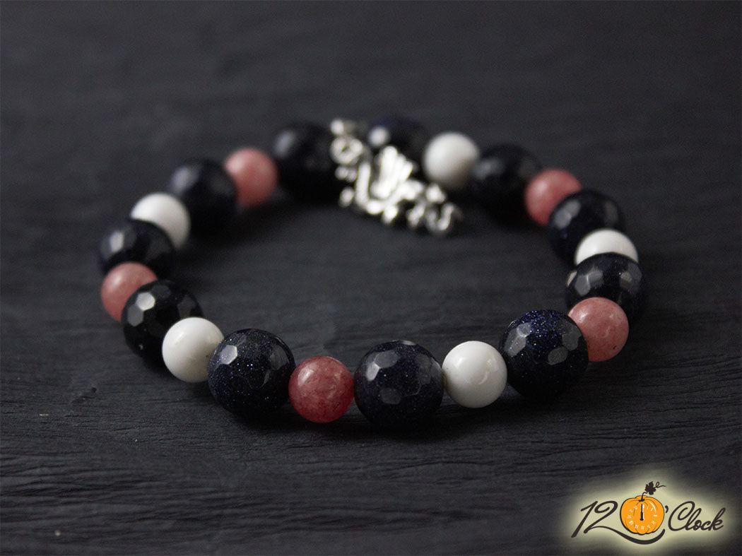 Гривна "Годината на дървения дракон" – слънчев камък, ягодов кварц и седеф