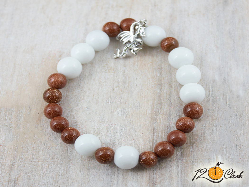 Гривна "Годината на дървения дракон" – бял ахат и кафяв слънчев камък