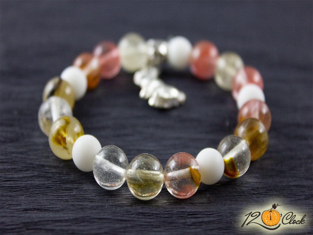 Гривна "Годината на Черния Воден Заек" – турмалинов кварц и бял ахат мат