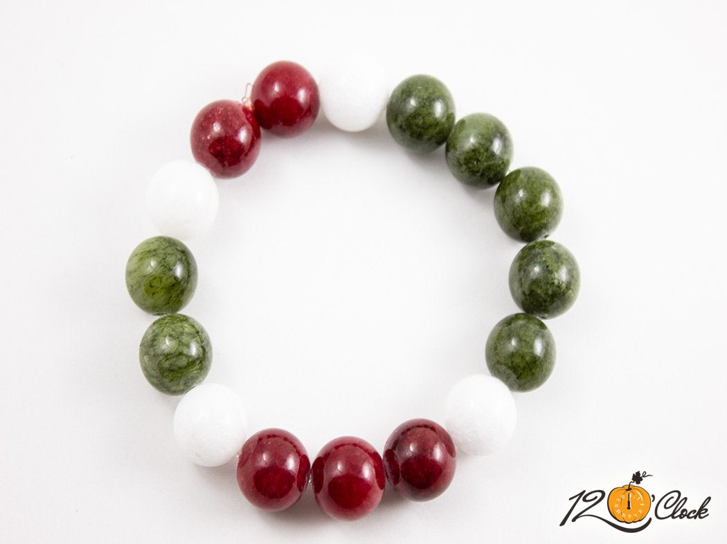Гривна "Бял кварц, тъмно червен жадеит и тъмно зелен жадеит"