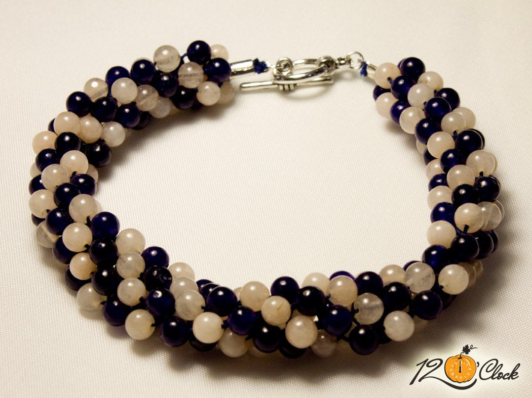 Кръгла плетеница "Тъмно лилав ахат и млечен кварц"