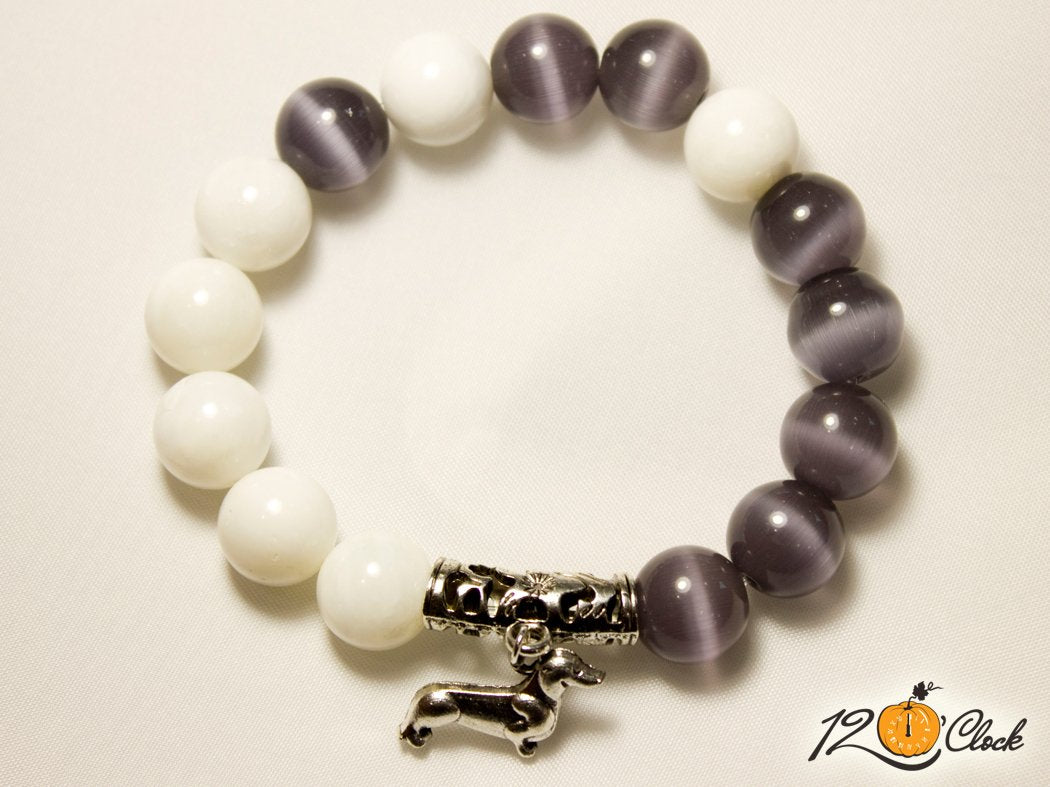 Гривна "Годината на кучето с котешко око и седеф"