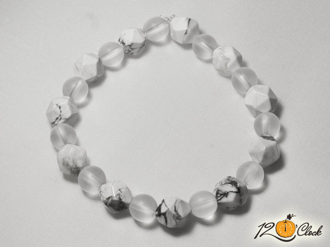 Гривна "Хаулит и планински кристал мат"