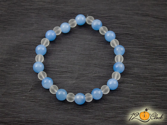 Гривна "Светло син ахат и планински кристал мат"