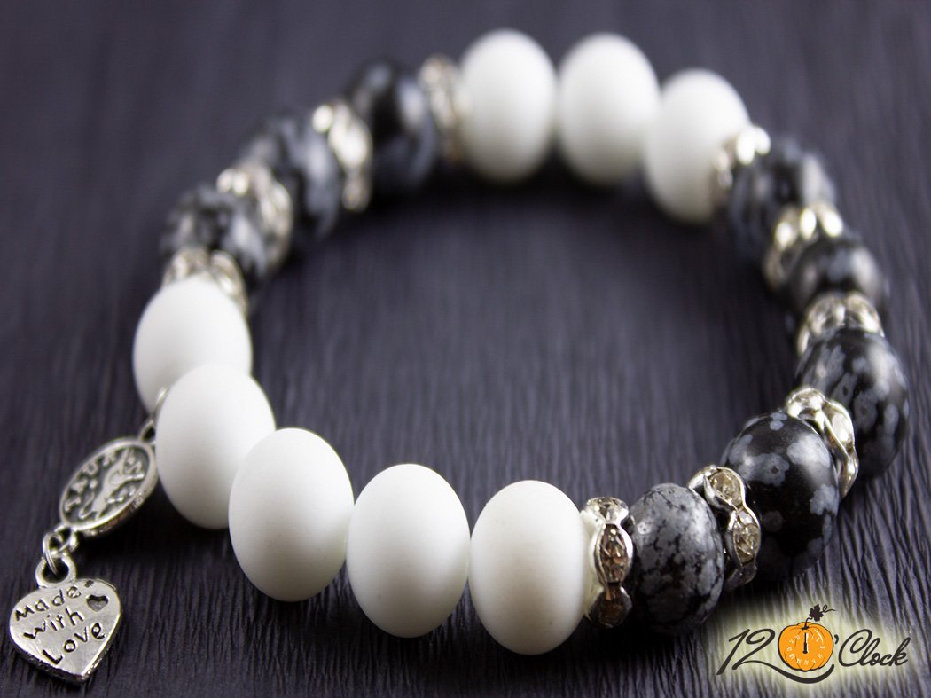 Гривна "Обсидиан и бял ахат мат" - зодия Телец