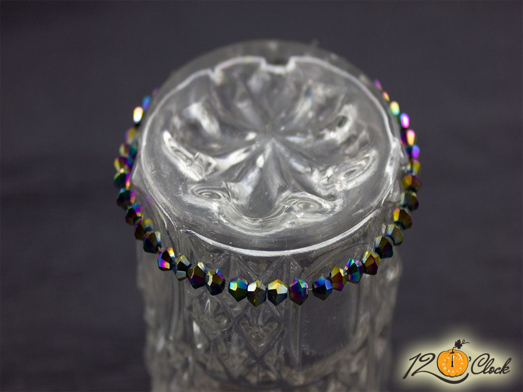 Гривна "кристал с преливащи цветове"