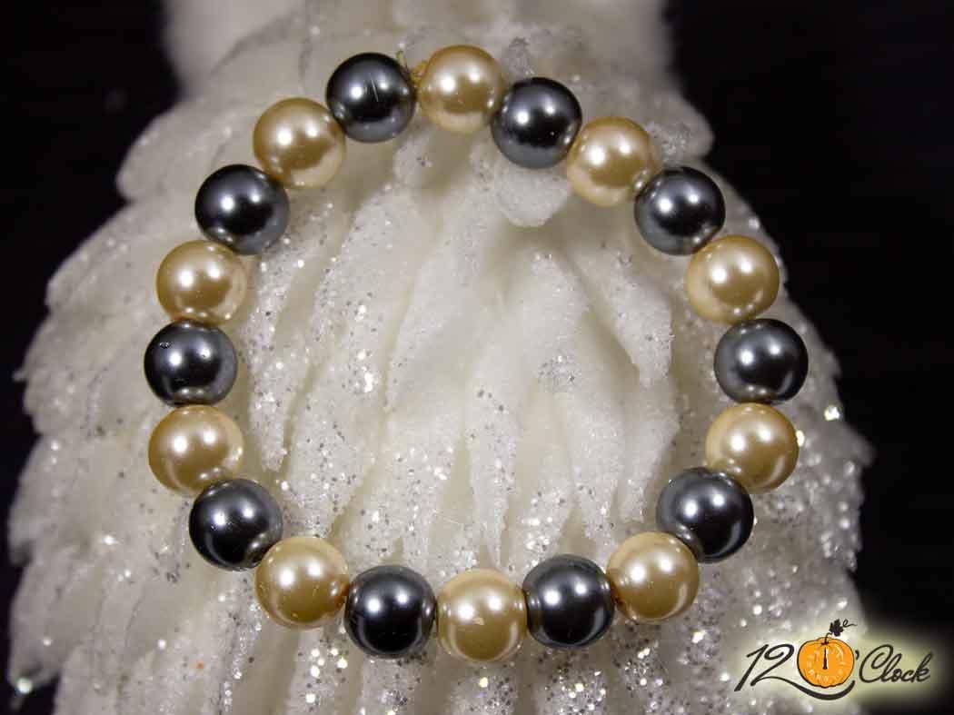 Гривна "Кремаво сребриста нежност"