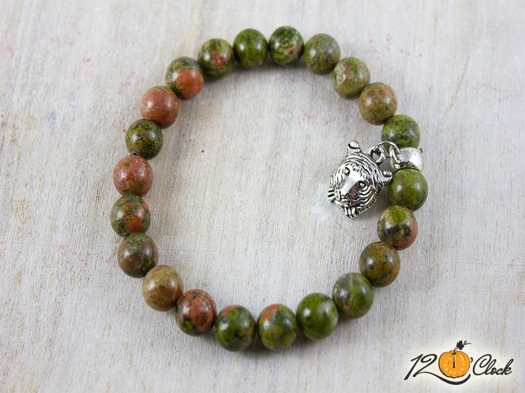 Гривна "Годината на Водния тигър" - унакит