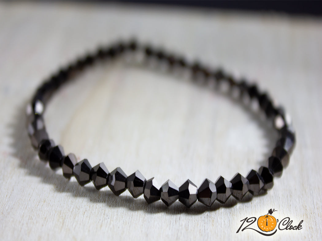 Гривна "тъмен графит"