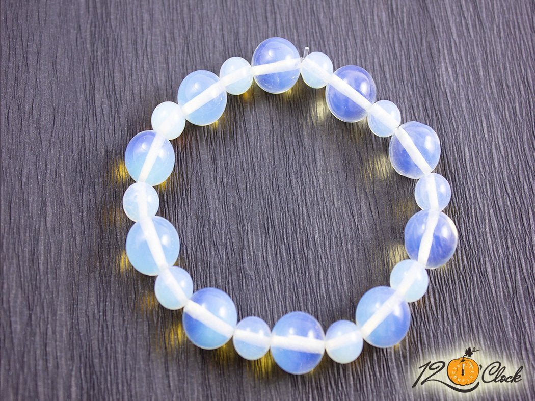 Гривна "Лунен камък "