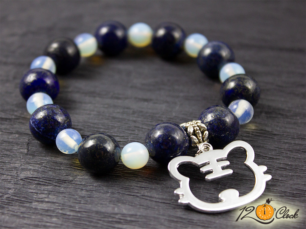 Гривна "Годината на Водния тигър" - лазурит и лунен камък
