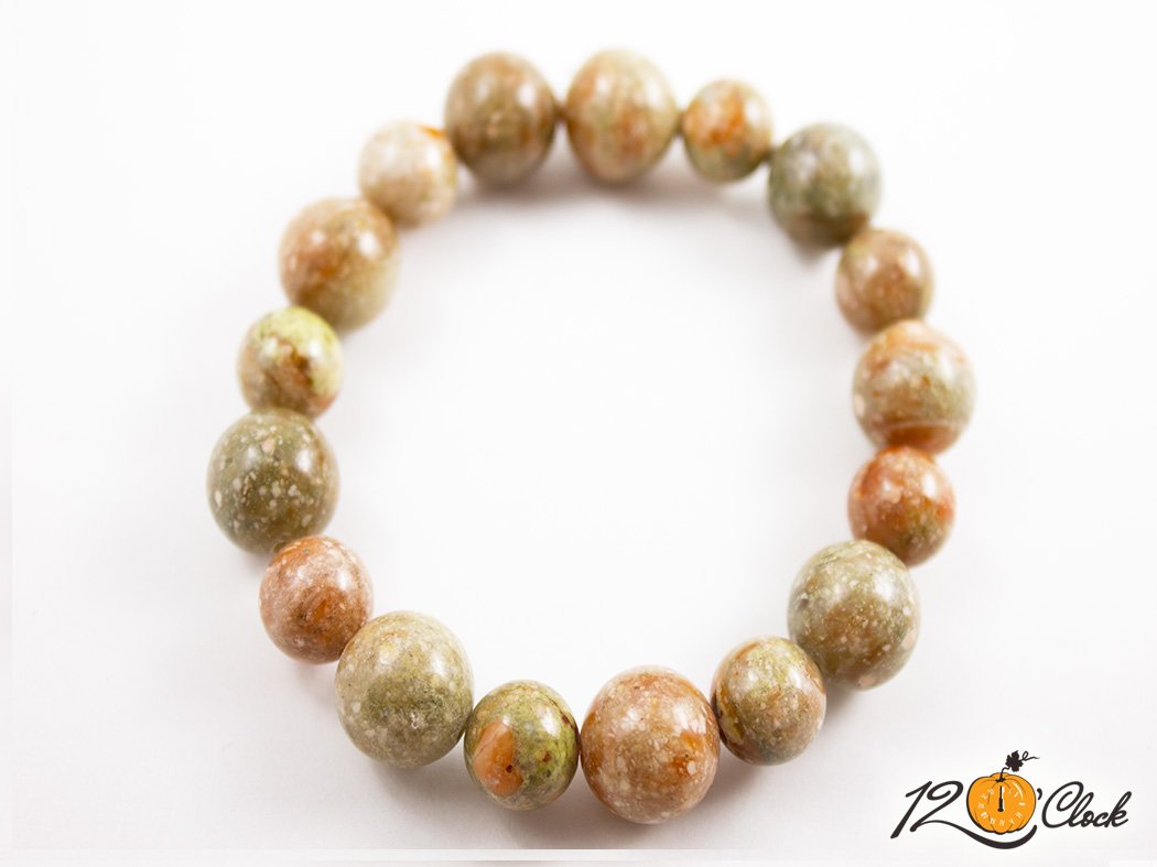 Гривна "Унакит"