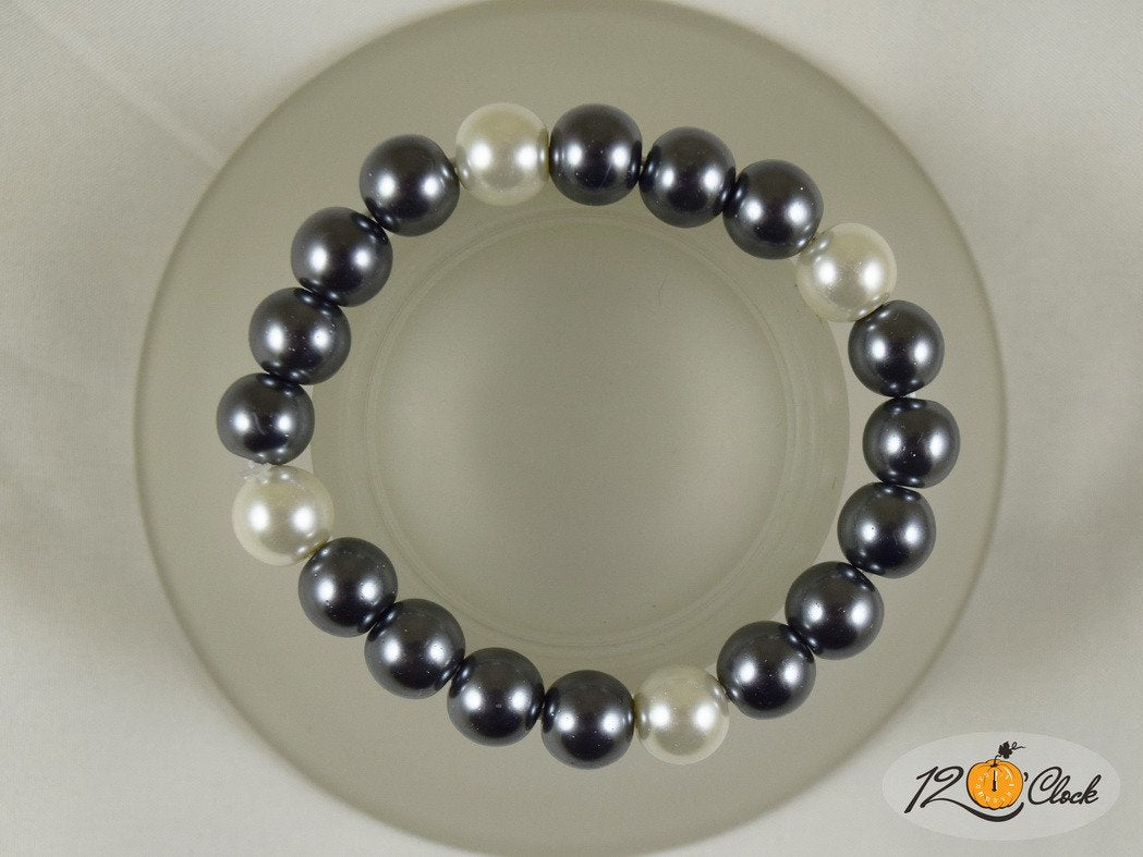 Гривна "Бяло-тъмна сребриста нежност"