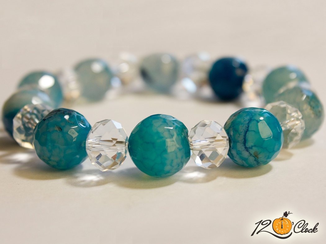 Гривна Фасетиран син драконов ахат и кристал